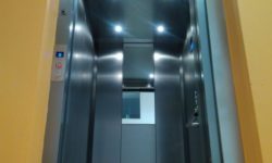 Aufzug ohne Überfahrt